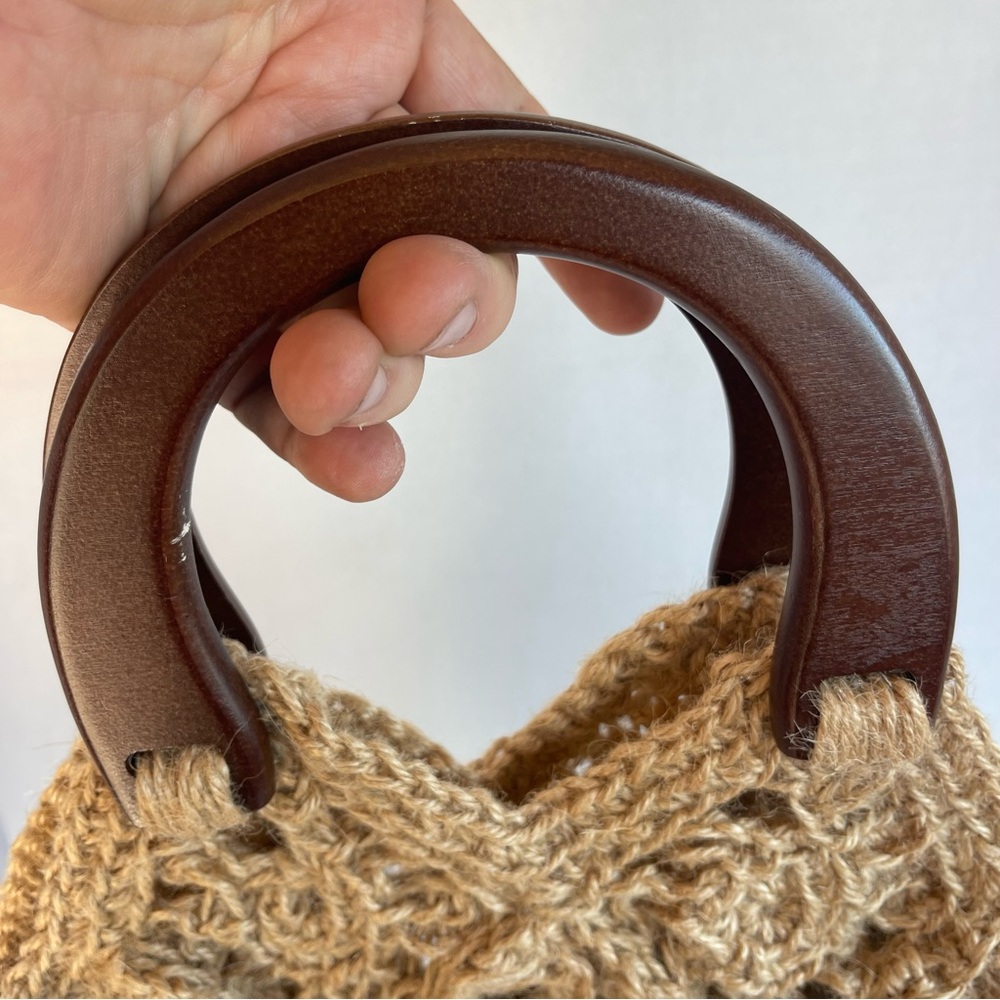 Vintage  Woven Rope-Style Boho Bag With Wood Handle . - Picture 6 of 10